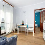 Olecki House 3* Dźwirzyno