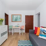 Olecki House 3*