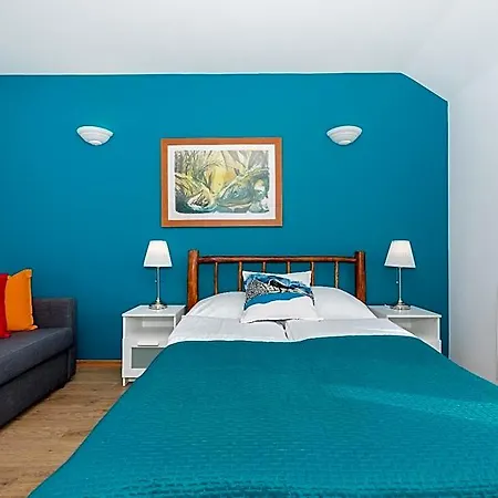 Olecki House 3*