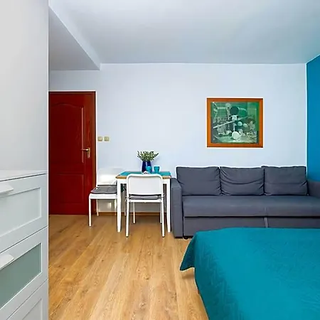 Olecki House Bed & Breakfast 3*