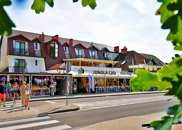 Olecki House 3* Dźwirzyno